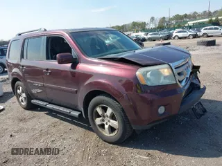 2011 Honda Pilot EX-L with VIN 5FNYF4H58BB060797, listed as a IAAI auction lot 42027084 with 175,466 mi miles. Bid and sale history available at carsss.com. Image 1.
