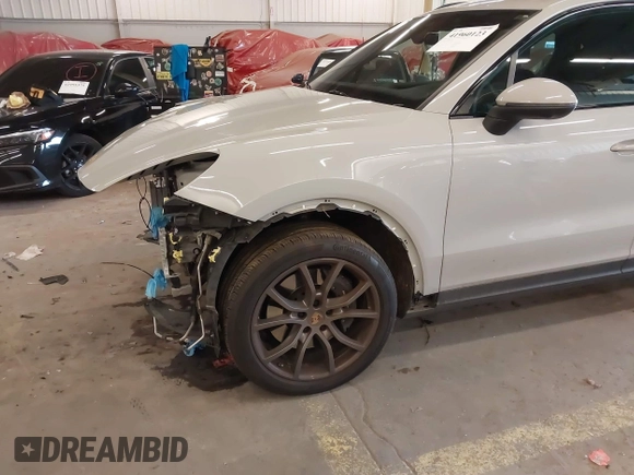 2021 Porsche Cayenne with VIN WP1AA2AY2MDA02282, listed as a IAAI auction lot 41960123 with 31,608 mi miles and . Bid and sale history available at DreamBid. Image 6.
