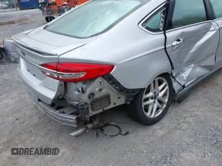 2017 Ford Fusion Titanium с VIN 3FA6P0SU0HR409820, выставлен на аукционе IAAI как лот 41919527 с пробегом 77 301 миль миль и . История ставок и продаж доступна на DreamBid. Изображение 17.