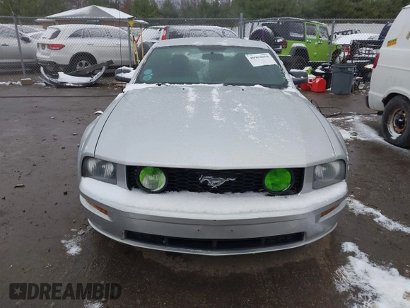 2009 Ford Mustang GT with VIN 1ZVHT82H995124311, listed as a IAAI auction lot 40904050 with Not provided miles and . Bid and sale history available at DreamBid. Image 12.