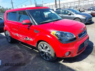 2013 Kia Soul ! with VIN KNDJT2A65D7618115, listed as a IAAI auction lot 41838807 with 52,159 mi miles. Bid and sale history available at carsss.com. Image 1.