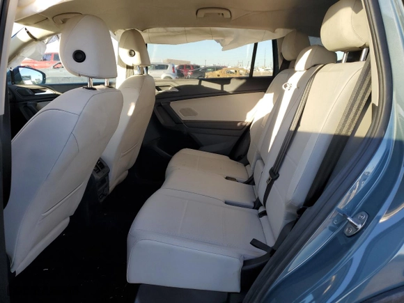2019 Volkswagen Tiguan SE with VIN 3VV2B7AX7KM084505, listed as a Copart auction lot 45936915 with 49,539 mi miles and Salvage Title. Bid and sale history available at carsss.com. Image 12.