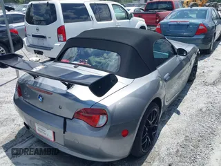 2006 BMW Z4 3.0si with VIN 4USBU53576LW91465, listed as a IAAI auction lot 42618795 with 146,668 mi miles and . Bid and sale history available at DreamBid. Image 4.