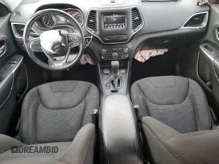 2019 Jeep Cherokee Latitude with VIN 1C4PJMCB9KD238151, listed as a Copart auction lot 50569995 with 121,833 mi miles and Salvage Title. Bid and sale history available at carsss.com. Image 8.
