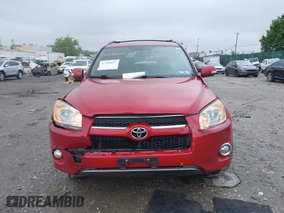 2010 Toyota RAV4 Limited z VIN JTMDF4DVXA5027336, wystawiony jako IAAI lot #42264028 z przebiegiem 118 122 mil mil oraz . Historia ofert i sprzedaży dostępna na DreamBid. Obrazek 11.