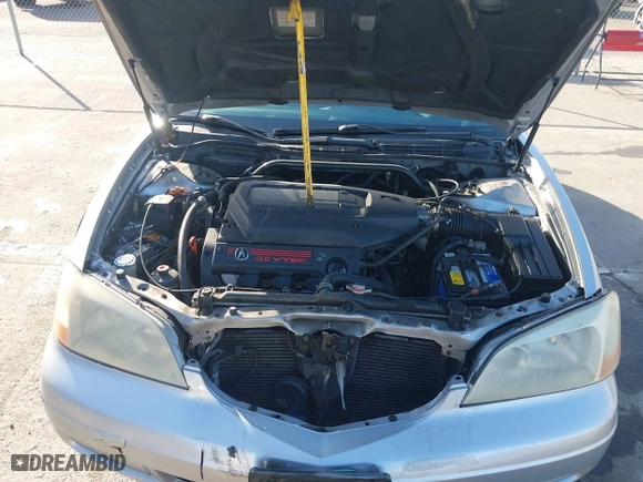 2001 Acura CL Type S with VIN 19UYA42631A024573, listed as a IAAI auction lot 41964786 with 201,614 mi miles. Bid and sale history available at carsss.com. Image 10.