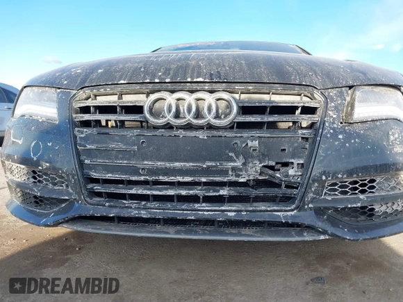 2014 Audi A7 3.0 Prestige with VIN WAU2GAFC6EN030266, listed as a IAAI auction lot 41439486 with 160,917 mi miles. Bid and sale history available at carsss.com. Image 6.