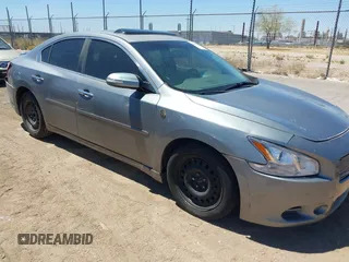 2009 Nissan Maxima 3.5 SV w/Sport Pkg with VIN 1N4AA51E09C817138, listed as a IAAI auction lot 41982846 with 188,882 mi miles. Bid and sale history available at carsss.com. Image 1.