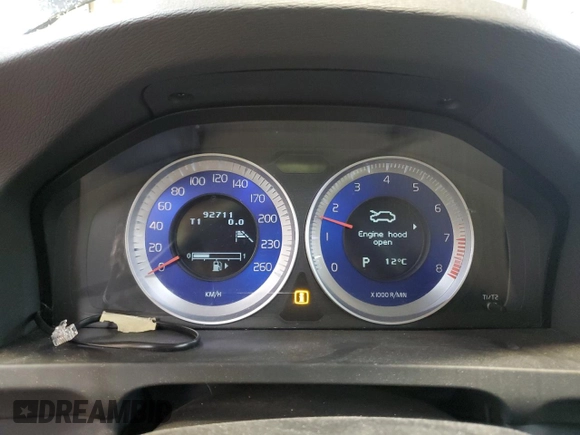 2012 Volvo S60 T6 z VIN YV1902FH9C2102416, wystawiony jako Copart lot #57523275 z przebiegiem 92 711 mil mil oraz Szkoda całkowita • Salvage title. Historia ofert i sprzedaży dostępna na DreamBid. Obrazek 9.