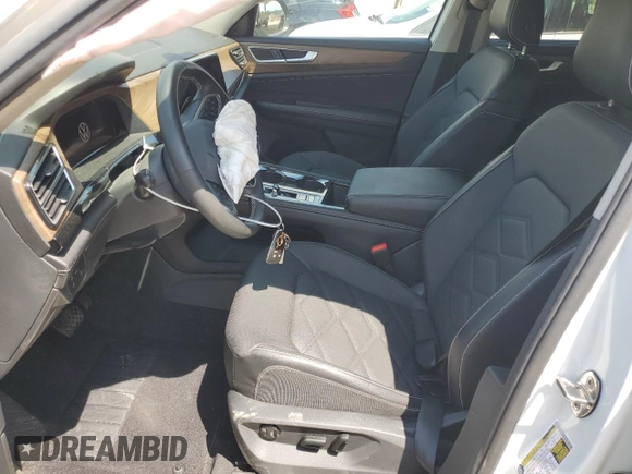 2024 Volkswagen Atlas SE с VIN 1V2WR2CA6RC518852, выставлен на аукционе Copart как лот 56198095 с пробегом 23 173 миль миль и Списание • Salvage title. История ставок и продаж доступна на DreamBid. Изображение 7.