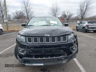 2018 Jeep Compass Limited with VIN 3C4NJDCB8JT307296, listed as a IAAI auction lot 41747374 with 110,499 mi miles. Bid and sale history available at carsss.com. Image 6.
