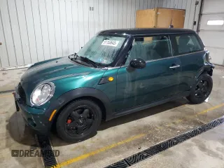 2008 MINI Hardtop with VIN WMWMF33558TT66729, listed as a Copart auction lot 51153645 with 127,357 mi miles and Salvage Title. Bid and sale history available at DreamBid. Image 1.