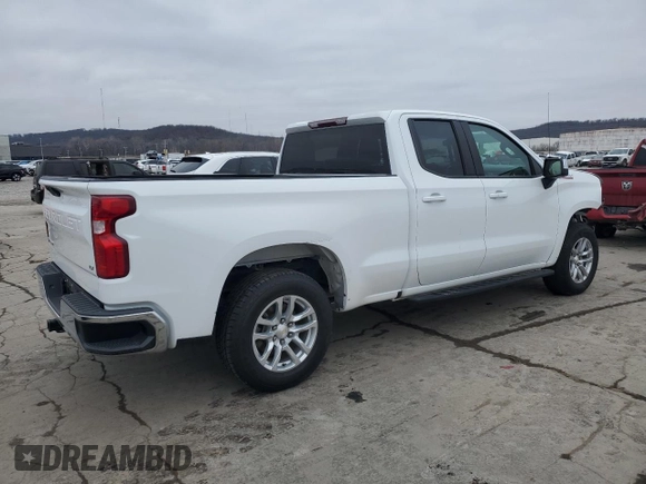2021 Chevrolet Silverado 1500 LT with VIN 1GCRYDED0MZ108834, listed as a Copart auction lot 44818655 with 43,207 mi miles and Salvage Title. Bid and sale history available at DreamBid. Image 3.