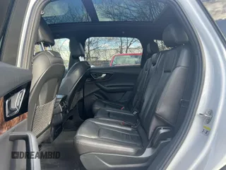 2017 Audi Q7 Premium Plus z VIN WA1LAAF72HD005719, wystawiony jako IAAI lot #42019701 z przebiegiem 154 276 mil mil oraz . Historia ofert i sprzedaży dostępna na DreamBid. Obrazek 7.