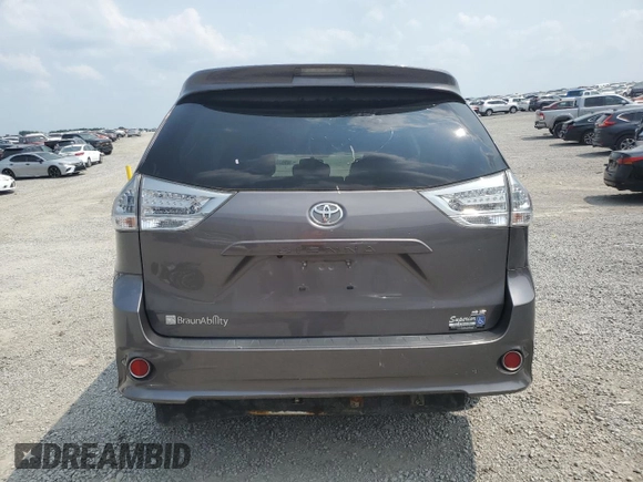 2017 Toyota Sienna SE with VIN 5TDXZ3DC3HS873163, listed as a Copart auction lot 59383605 with 81,223 mi miles and Salvage title. Bid and sale history available at DreamBid. Image 6.