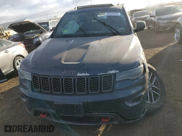 2017 Jeep Grand Cherokee Trailhawk with VIN 1C4RJFLT8HC772429, listed as a Copart auction lot 89334325 with 193,516 mi miles and Salvage title. Bid and sale history available at DreamBid. Image 5.