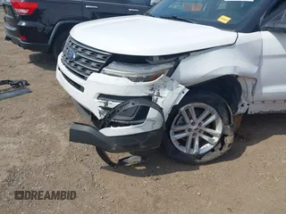 2017 Ford Explorer z VIN 1FM5K7B83HGD12002, wystawiony jako IAAI lot #42475905 z przebiegiem 186 741 mil mil oraz . Historia ofert i sprzedaży dostępna na DreamBid. Obrazek 6.