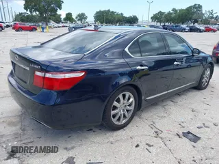 2007 Lexus LS 460 with VIN JTHBL46F675040713, listed as a IAAI auction lot 42624465 with 109,079 mi miles and . Bid and sale history available at DreamBid. Image 4.