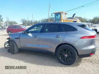 2020 Jaguar F-Pace 25t Prestige z VIN SADCK2FXXLA660346, wystawiony jako IAAI lot #41482264 z przebiegiem 36 160 mil mil oraz . Historia ofert i sprzedaży dostępna na DreamBid. Obrazek 14.