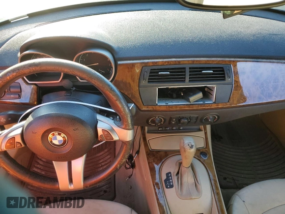 2005 BMW Z4 2.5i with VIN 4USBT33585LS54029, listed as a Copart auction lot 86951144 with 114,583 mi miles and Salvage Title. Bid and sale history available at carsss.com. Image 8.