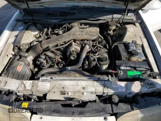 1995 Ford Thunderbird LX with VIN 1FALP62W8SH199645, listed as a Copart auction lot 49417485 with 158,571 mi miles and Clean Title. Bid and sale history available at carsss.com. Image 11.