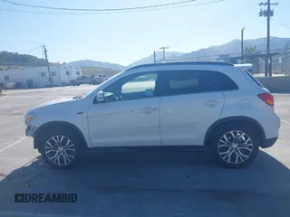 2018 Mitsubishi Outlander SEL with VIN JA4AR4AW3JZ031979, listed as a IAAI auction lot 42086210 with 70,632 mi miles and . Bid and sale history available at DreamBid. Image 15.