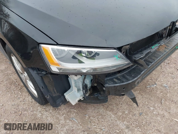 2013 Volkswagen Jetta SE with VIN 3VWDP7AJ1DM288236, listed as a IAAI auction lot 41706050 with 156,898 mi miles and . Bid and sale history available at DreamBid. Image 14.