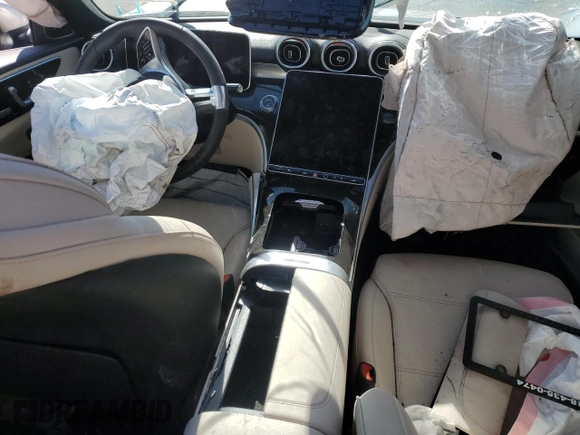 2024 Mercedes-Benz C 300 z VIN W1KAF4HB4RR231935, wystawiony jako Copart lot #53385545 z przebiegiem 11 077 mil mil oraz Szkoda całkowita • Salvage title. Historia ofert i sprzedaży dostępna na DreamBid. Obrazek 8.