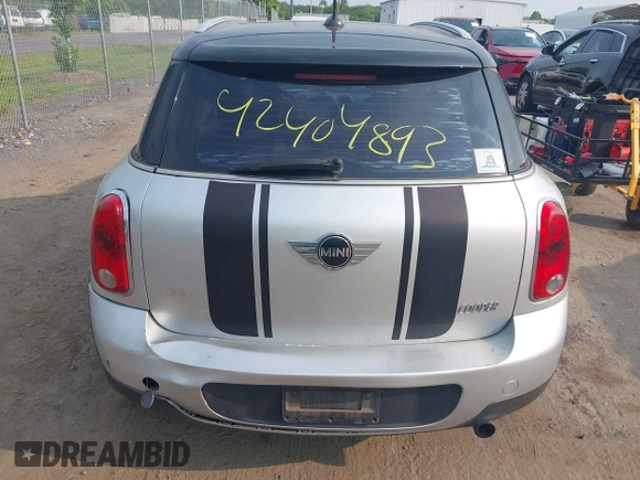 2012 MINI Countryman с VIN WMWZB3C5XCWM30143, выставлен на аукционе IAAI как лот 42404893 с пробегом 143 836 миль миль и . История ставок и продаж доступна на DreamBid. Изображение 16.