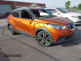 2018 Nissan Kicks SV с VIN 3N1CP5CUXJL525563, выставлен на аукционе IAAI как лот 42257380 с пробегом 84 136 миль миль и . История ставок и продаж доступна на DreamBid. Изображение 1.