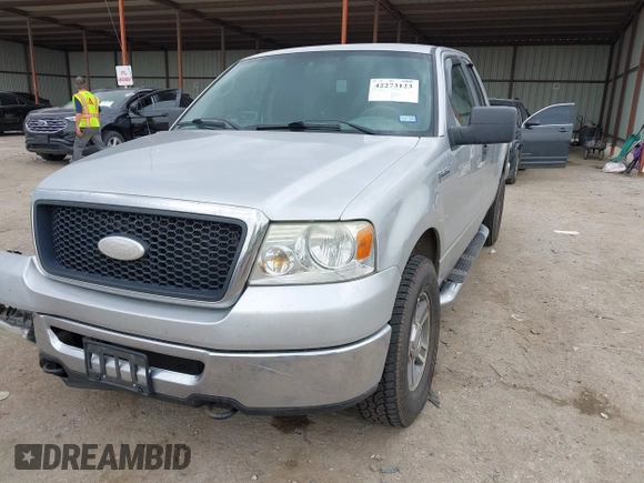 2008 Ford F-150 XLT with VIN 1FTPX14V58FB78226, listed as a IAAI auction lot 42273123 with 198,506 mi miles and . Bid and sale history available at DreamBid. Image 2.