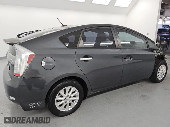 2013 Toyota Prius with VIN JTDKN3DP3D3032786, listed as a Copart auction lot 56362285 with 48,740 mi miles and Clean Title. Bid and sale history available at DreamBid. Image 3.