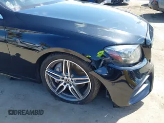2018 Mercedes-Benz E-Class E 300 with VIN WDDZF4JB1JA320099, listed as a IAAI auction lot 41947023 with 109,868 mi miles. Bid and sale history available at carsss.com. Image 20.