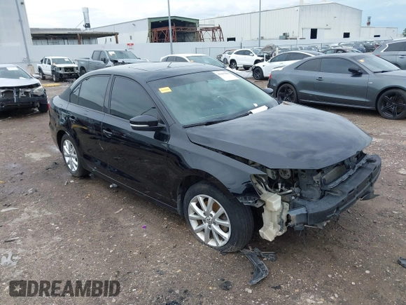2011 Volkswagen Jetta SE с VIN 3VWDZ7AJ6BM317592, выставлен на аукционе IAAI как лот 42357861 с пробегом 189 330 миль миль и . История ставок и продаж доступна на DreamBid. Изображение 1.