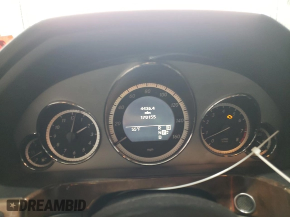 2011 Mercedes-Benz E 550 Luxury with VIN WDDHF7CB0BA347662, listed as a Copart auction lot 49585315 with 170,155 mi miles and Salvage Title. Bid and sale history available at DreamBid. Image 9.