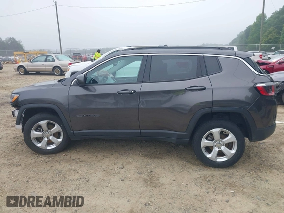 2019 Jeep Compass Latitude with VIN 3C4NJDBB8KT748588, listed as a IAAI auction lot 42224482 with 70,810 mi miles and . Bid and sale history available at DreamBid. Image 15.