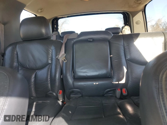 2006 Chevrolet Tahoe LS with VIN 1GNEC13V16J160098, listed as a Copart auction lot 81629164 with 212,882 mi miles and Salvage Title. Bid and sale history available at carsss.com. Image 10.