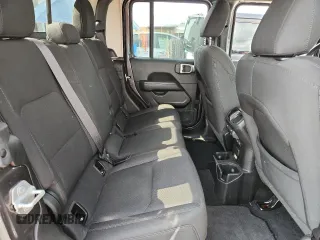 2023 Jeep Gladiator Overland with VIN 1C6HJTFG5PL560876, listed as a Copart auction lot 63239105 with 51,205 mi miles and Clean title. Bid and sale history available at DreamBid. Image 10.
