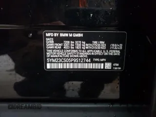 2023 BMW XM z VIN 5YM23CS05P9S12744, wystawiony jako Copart lot #43061175 z przebiegiem Nie podano mil oraz Szkoda całkowita • Salvage title. Historia ofert i sprzedaży dostępna na DreamBid. Obrazek 13.