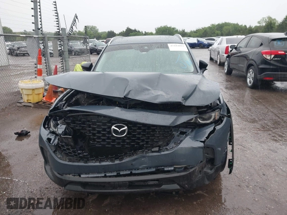 2023 Mazda CX-50 S Premium Plus z VIN 7MMVABEMXPN104518, wystawiony jako IAAI lot #42184893 z przebiegiem 61 991 mil mil oraz . Historia ofert i sprzedaży dostępna na DreamBid. Obrazek 12.