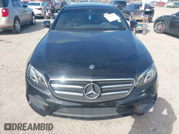 2019 Mercedes-Benz E-Class E 300 with VIN WDDZF4JB9KA586634, listed as a IAAI auction lot 41685266 with 97,296 mi miles. Bid and sale history available at carsss.com. Image 13.