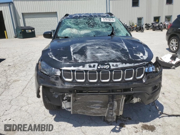 2022 Jeep Compass Latitude с VIN 3C4NJDBB2NT113273, выставлен на аукционе Copart как лот 57919215 с пробегом 57 901 миль миль и Списание • Salvage title. История ставок и продаж доступна на DreamBid. Изображение 5.