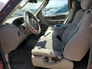 2003 Ford F-150 XL z VIN 1FTRX17L03NA41275, wystawiony jako Copart lot #55125625 z przebiegiem 206 919 mil mil oraz Szkoda całkowita • Salvage title. Historia ofert i sprzedaży dostępna na DreamBid. Obrazek 7.
