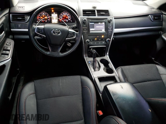 2015 Toyota Camry XLE with VIN 4T1BF1FK0FU068995, listed as a Copart auction lot 42503345 with 189,846 mi miles and Salvage Title. Bid and sale history available at DreamBid. Image 8.