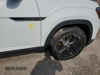 2025 Volkswagen Atlas SE z VIN 1V2JE2CA4SC205357, wystawiony jako Copart lot #51688695 z przebiegiem 4 355 mil mil oraz Szkoda całkowita • Salvage title. Historia ofert i sprzedaży dostępna na DreamBid. Obrazek 13.