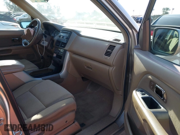 2006 Honda Pilot EX with VIN 5FNYF28416B017534, listed as a IAAI auction lot 41656789 with 241,343 mi miles and . Bid and sale history available at DreamBid. Image 5.