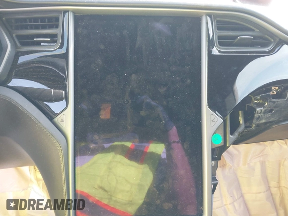 2018 Tesla Model S 75D with VIN 5YJSA1E2XJF287825, listed as a IAAI auction lot 41912116 with Not Provided miles and . Bid and sale history available at DreamBid. Image 16.
