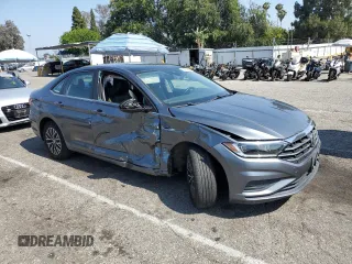 2019 Volkswagen Jetta SEL with VIN 3VWE57BU9KM101597, listed as a Copart auction lot 60262205 with 82,685 mi miles and Salvage title. Bid and sale history available at DreamBid. Image 4.