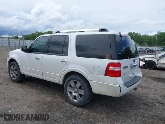 2010 Ford Expedition Limited z VIN 1FMJU2A51AEA71139, wystawiony jako IAAI lot #42231671 z przebiegiem 294 605 mil mil oraz . Historia ofert i sprzedaży dostępna na DreamBid. Obrazek 3.