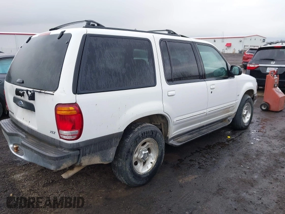 1999 Ford Explorer XLT с VIN 1FMDU35P8XZB68807, выставлен на аукционе IAAI как лот 41939409 с пробегом 169 657 миль миль и . История ставок и продаж доступна на DreamBid. Изображение 4.